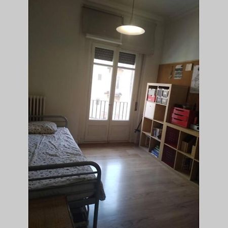 Piso Con Vistas A La Rambla De Figueres Apartment Фигерас Екстериор снимка